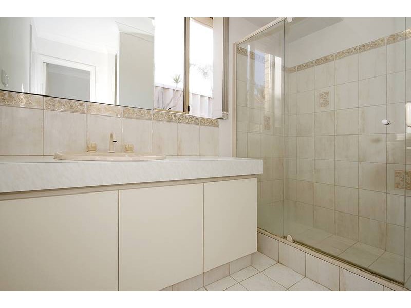 11 Eden Mews, Kinross WA 6028