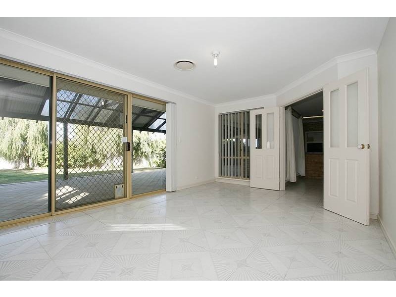 11 Eden Mews, Kinross WA 6028