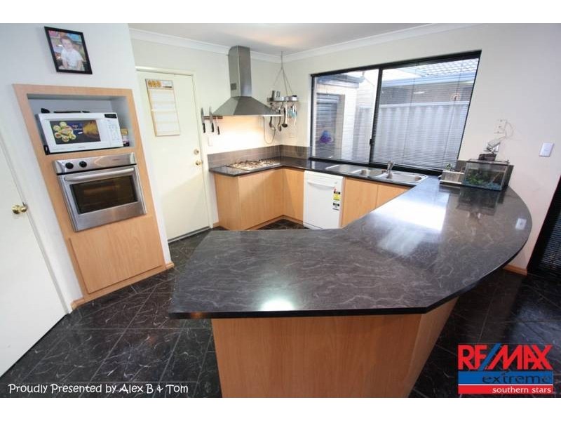 18 Yarrow Drive, Beechboro WA 6063