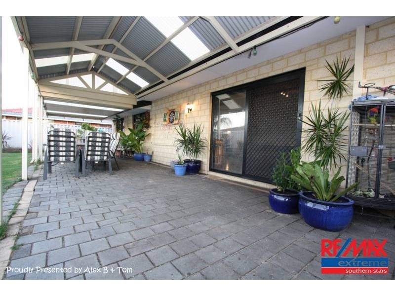 18 Yarrow Drive, Beechboro WA 6063