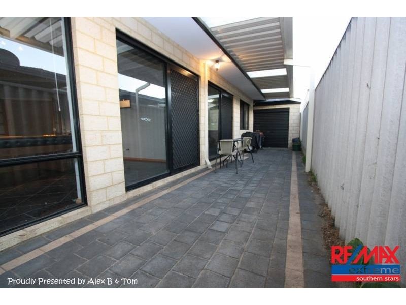 18 Yarrow Drive, Beechboro WA 6063