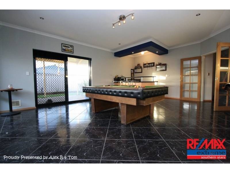 18 Yarrow Drive, Beechboro WA 6063