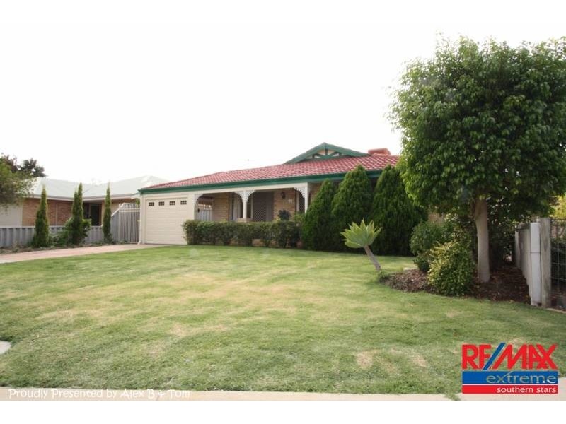13 Forman Court, Queens Park WA 6107