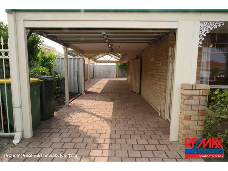 13 Forman Court, Queens Park WA 6107