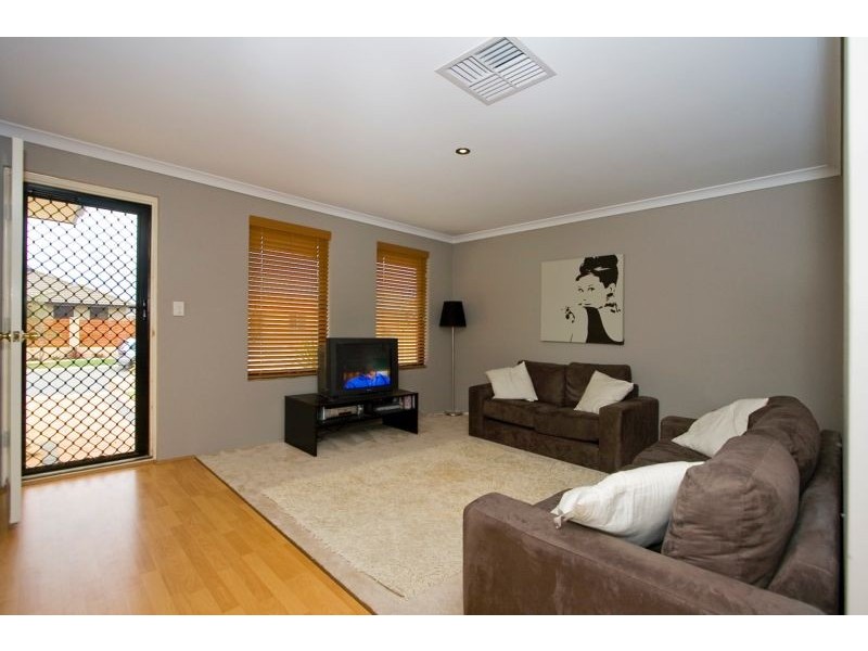 30 Heysham Bend, Butler WA 6036