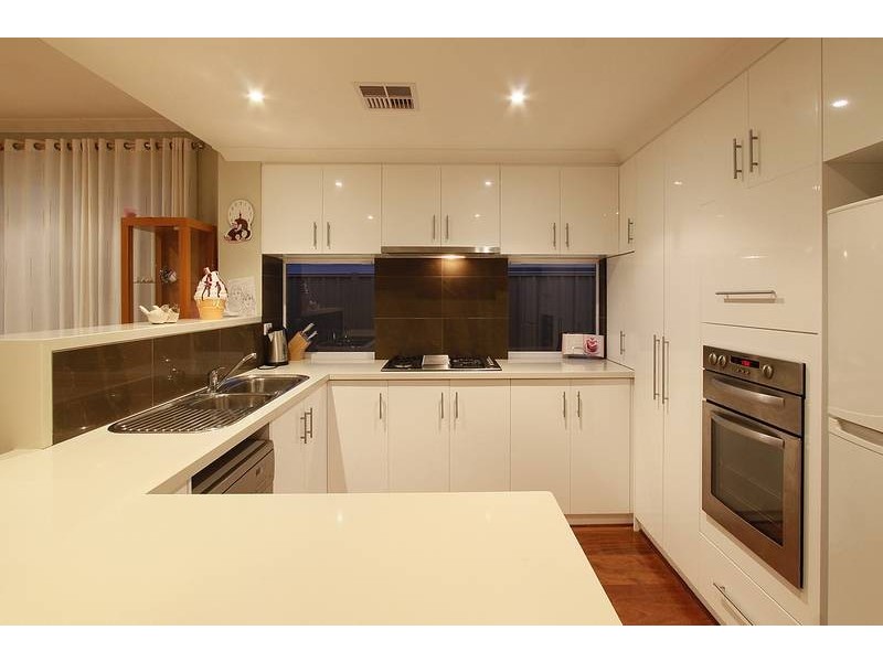 15 Spindrift Street, Jindalee WA 6036