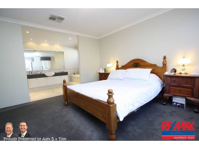 88 Dumbarton Road, Canning Vale WA 6155