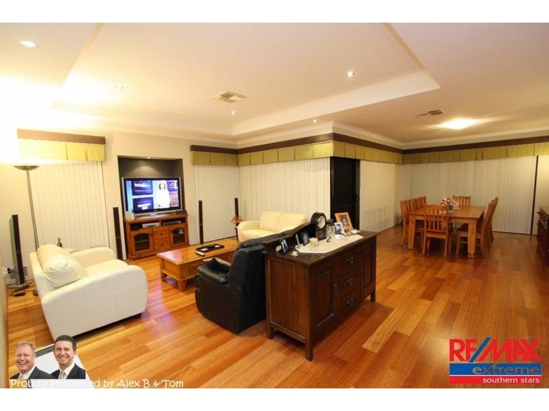 88 Dumbarton Road, Canning Vale WA 6155