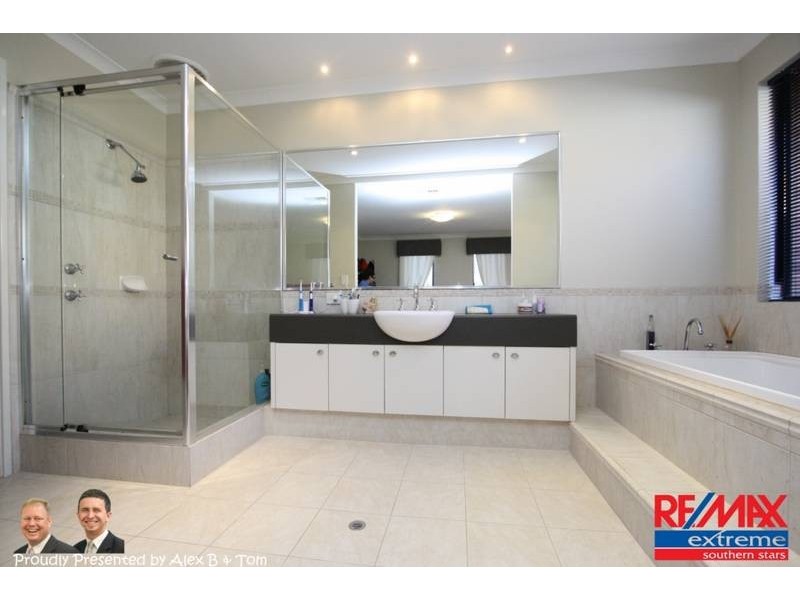88 Dumbarton Road, Canning Vale WA 6155
