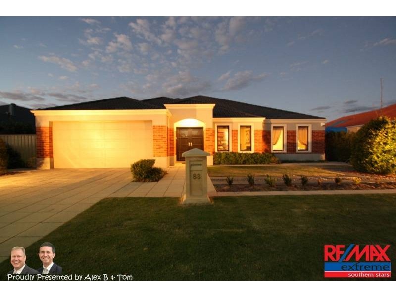 88 Dumbarton Road, Canning Vale WA 6155