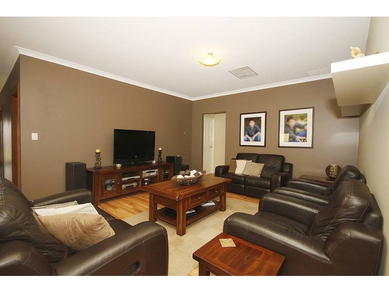 7 Hapuna Street, Butler WA 6036