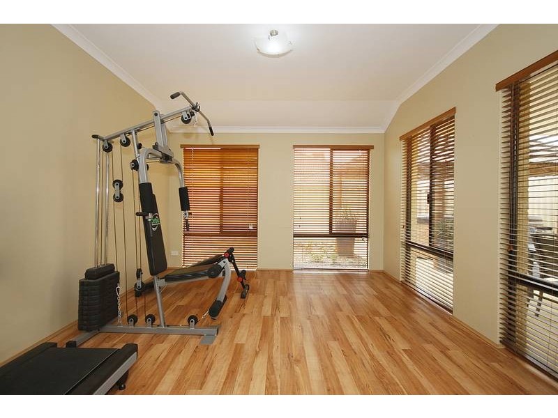 7 Hapuna Street, Butler WA 6036