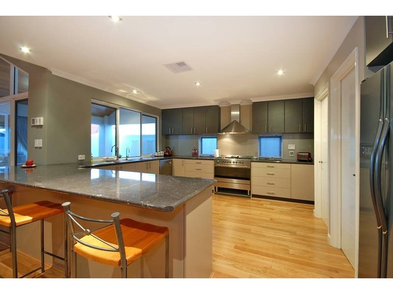 14 Halyard Road, Jindalee WA 6036