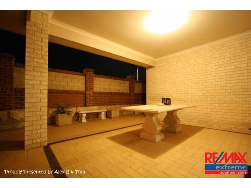 64 Wicklow Circle, Darch WA 6065