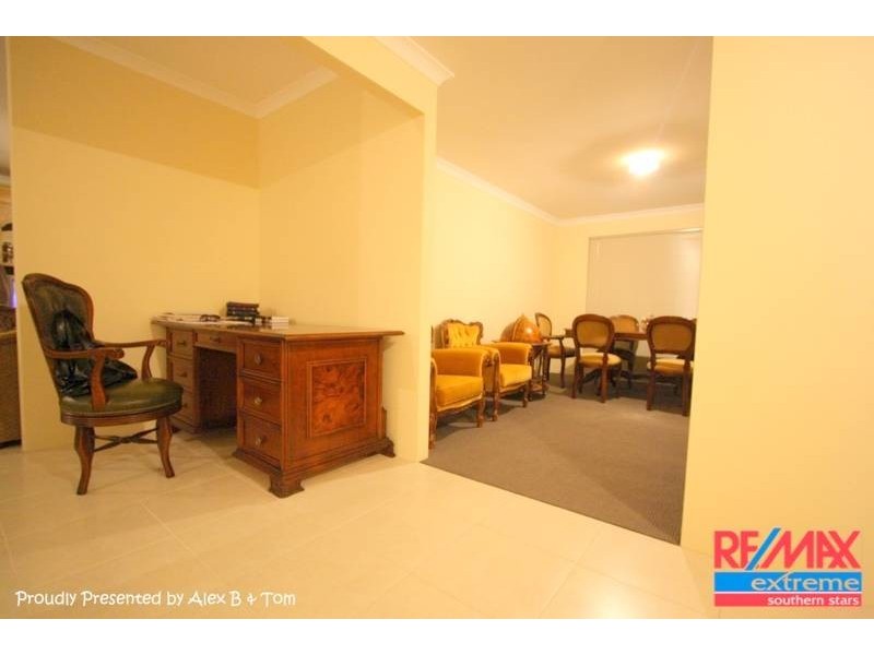 64 Wicklow Circle, Darch WA 6065