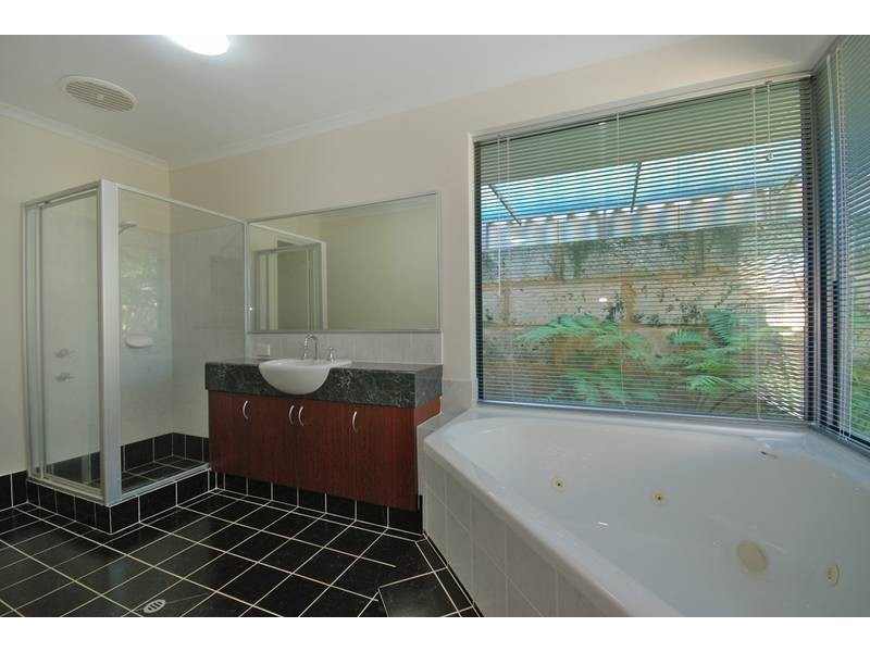 9 Clitheroe Way, Butler WA 6036