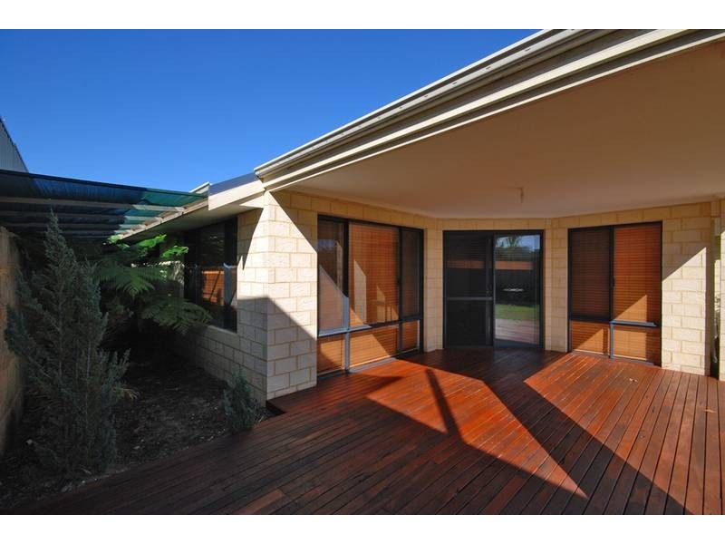 9 Clitheroe Way, Butler WA 6036
