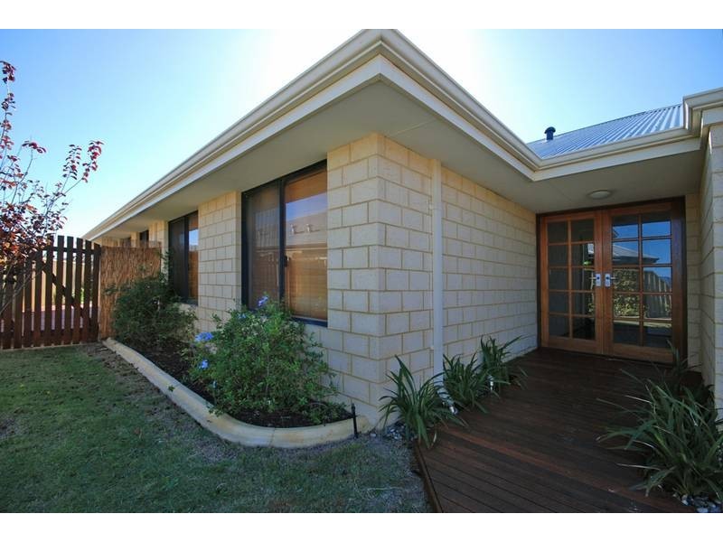 9 Clitheroe Way, Butler WA 6036