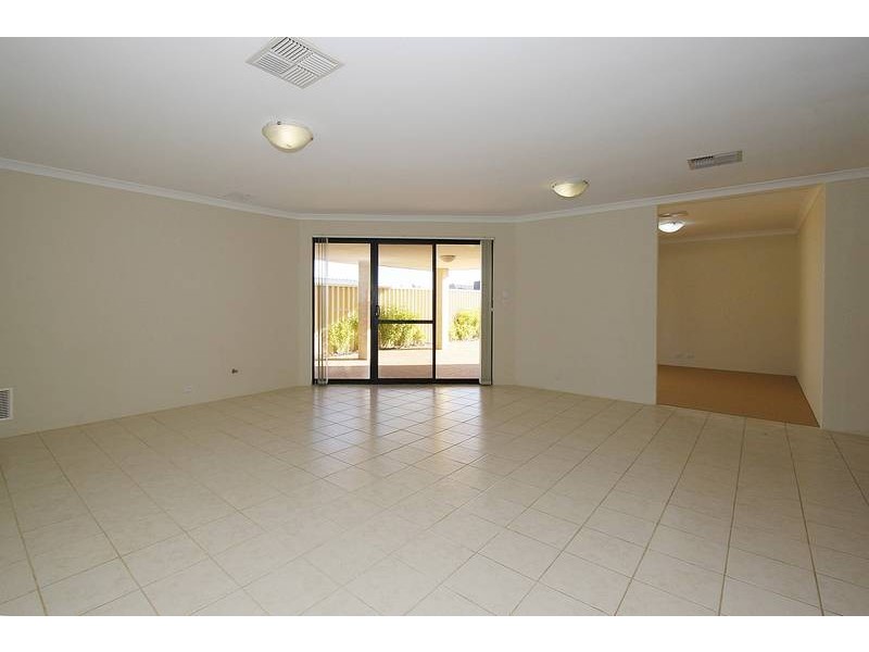 45 Landbeach Boulevard, Butler WA 6036