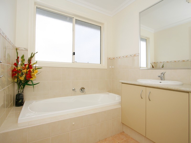 67 Seaspray Crescent, Jindalee WA 6036