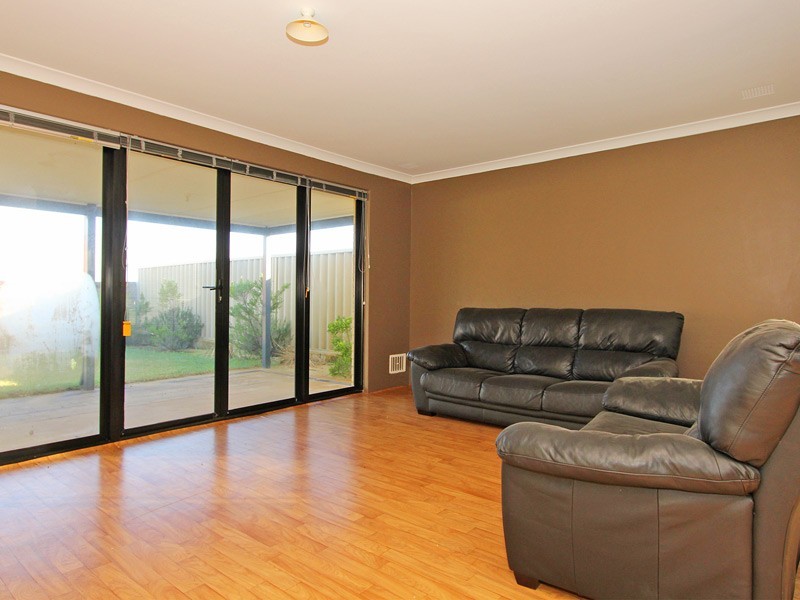 19 Prenton Street, Butler WA 6036