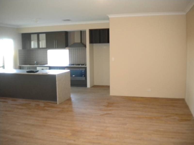 23 Helmsdale Loop, Butler WA 6036