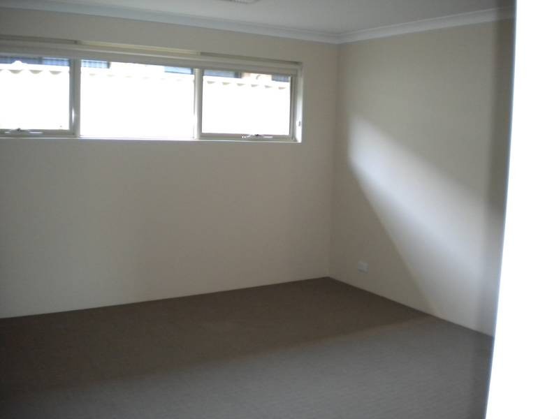 23 Helmsdale Loop, Butler WA 6036