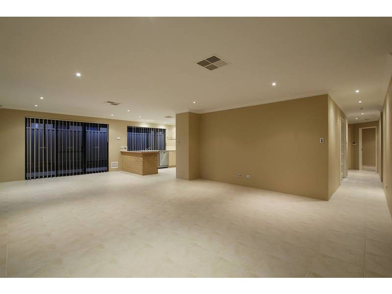 98 Benenden Avenue, Butler WA 6036