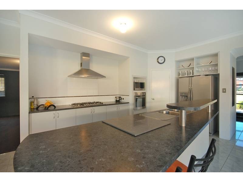 26 Shepperton Drive, Butler WA 6036