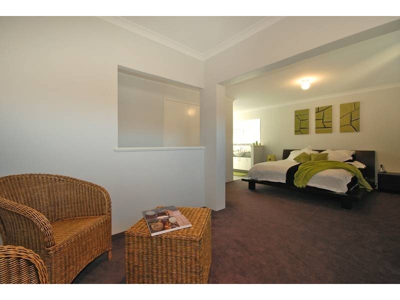 26 Shepperton Drive, Butler WA 6036