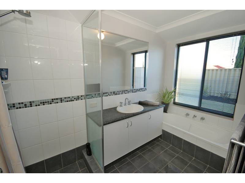26 Shepperton Drive, Butler WA 6036