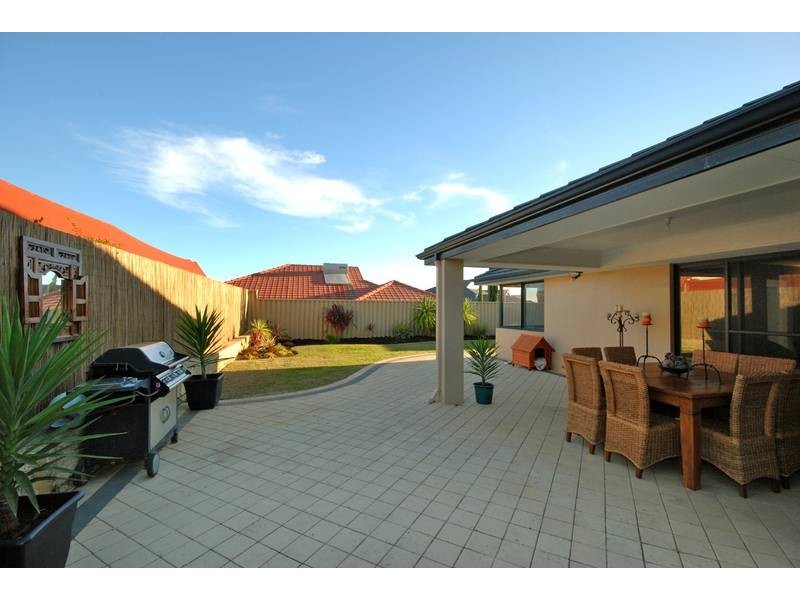 26 Shepperton Drive, Butler WA 6036