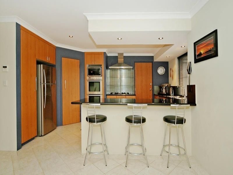 5 Galway Court, Mindarie WA 6030