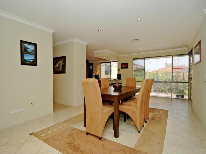 5 Galway Court, Mindarie WA 6030