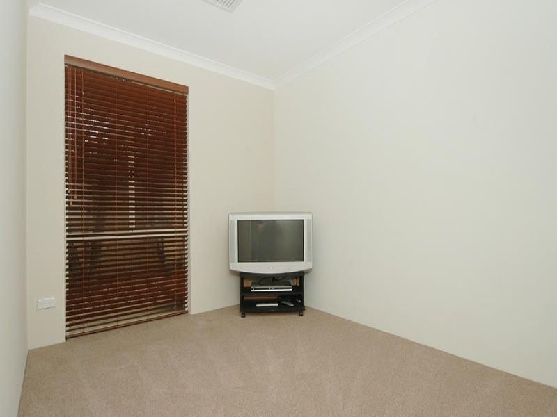 5 Galway Court, Mindarie WA 6030