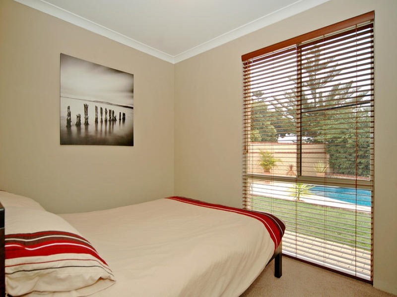 5 Galway Court, Mindarie WA 6030