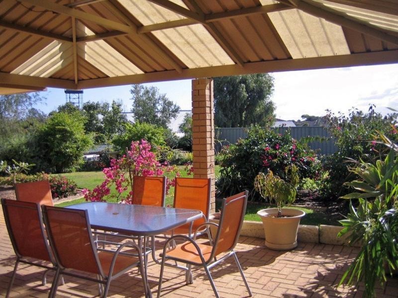 40 Rees Drive, Quinns Rocks WA 6030