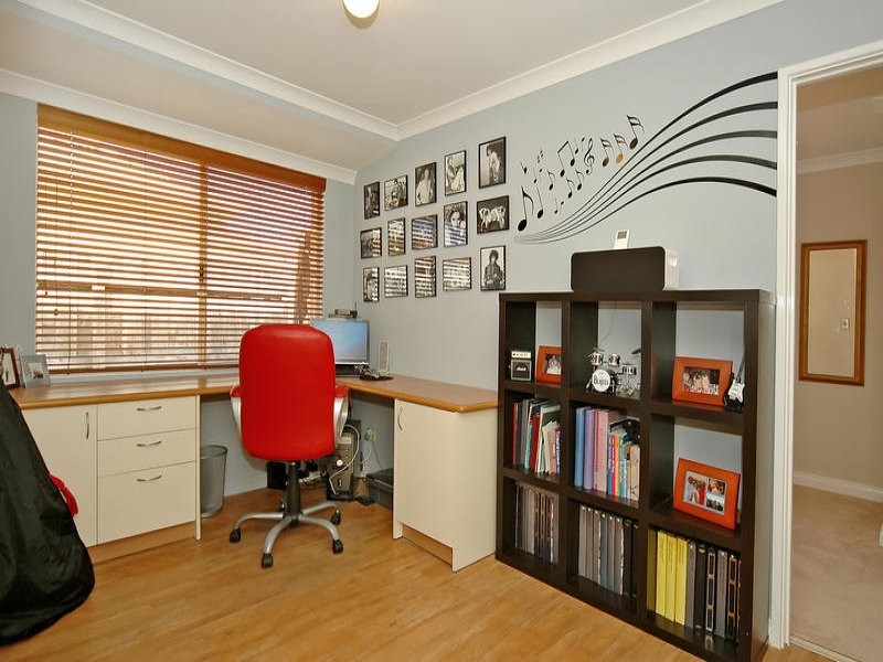 15 Tallinn Loop, Mindarie WA 6030