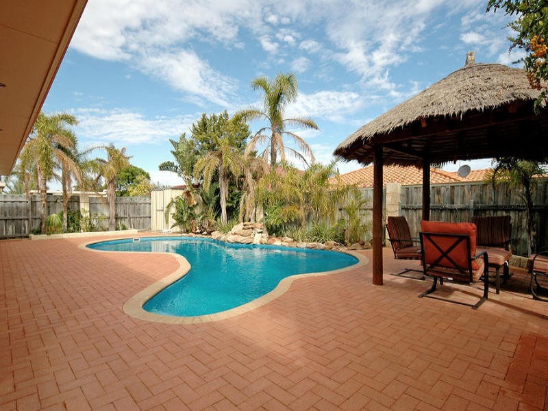 15 Tallinn Loop, Mindarie WA 6030