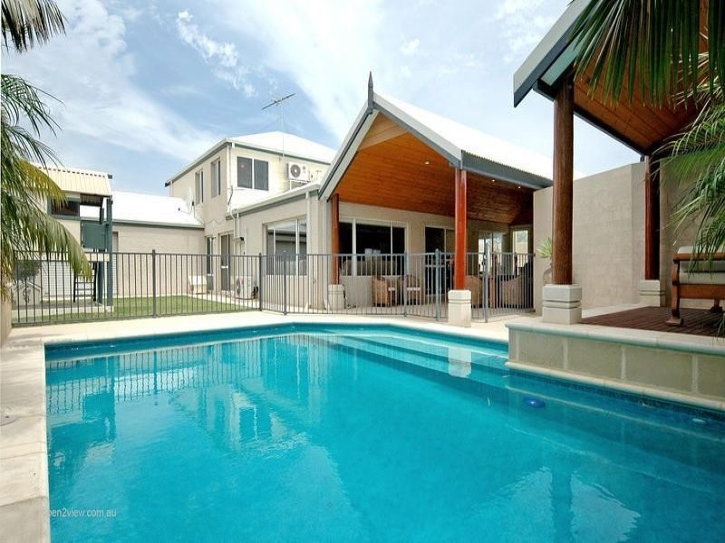 6 Seville Crest, Mindarie WA 6030