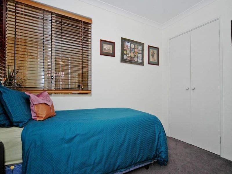 8 Fawley Retreat, Mindarie WA 6030