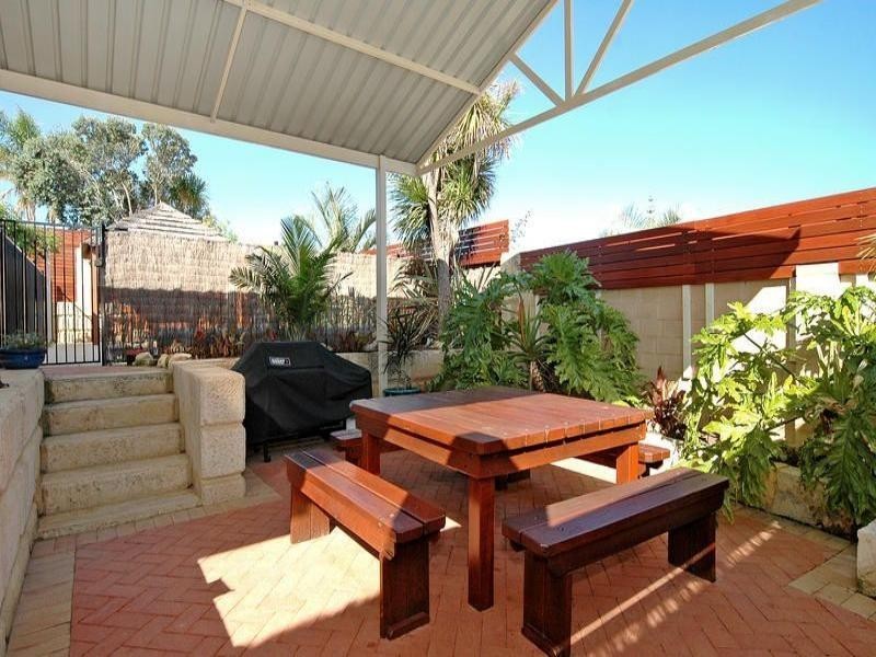 8 Fawley Retreat, Mindarie WA 6030