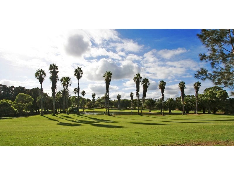 12 Bream Way, Yanchep WA 6035