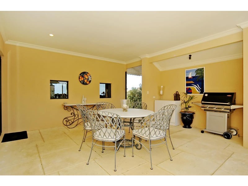 42 Clarecastle Retreat, Mindarie WA 6030