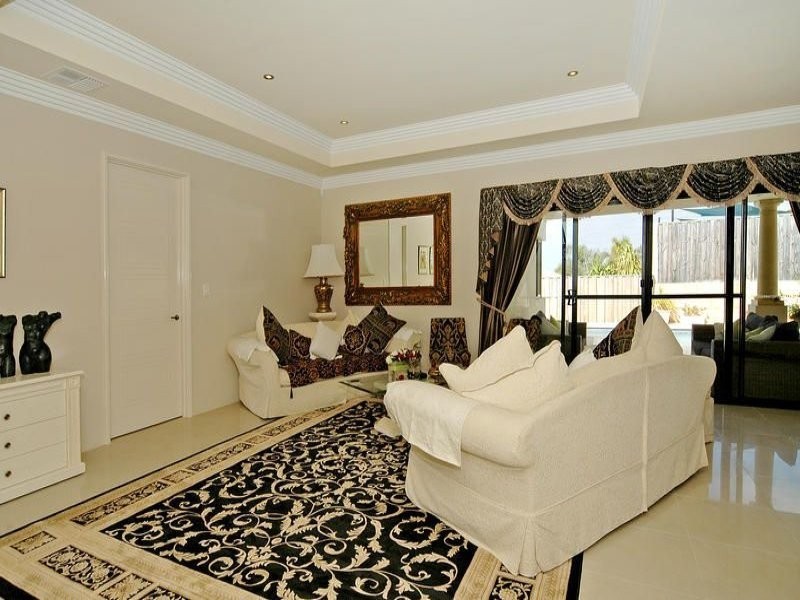 14 Rhodes Close, Mindarie WA 6030