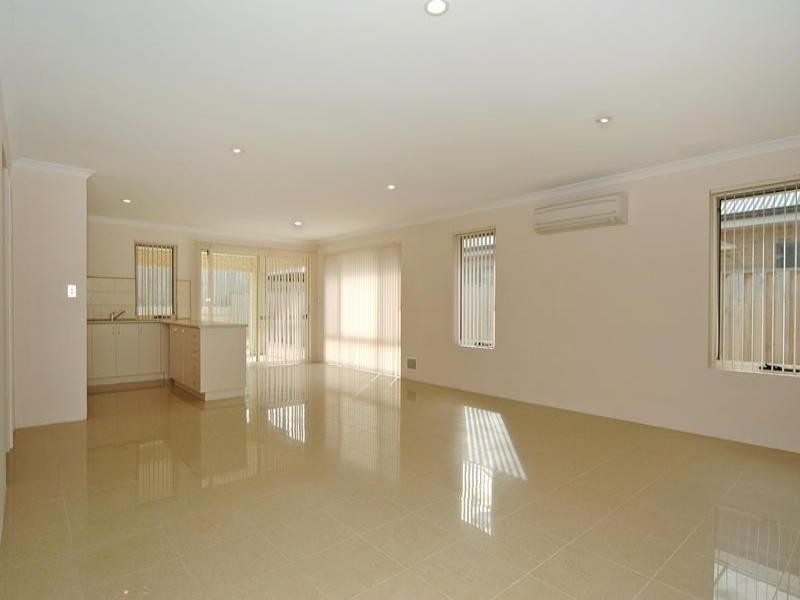 55 Sirius Ramble, Quinns Rocks WA 6030