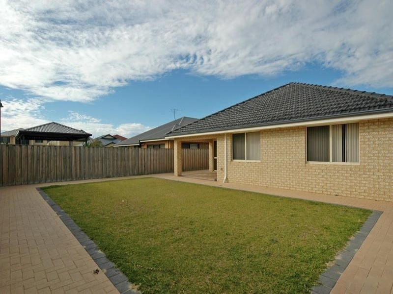 55 Sirius Ramble, Quinns Rocks WA 6030