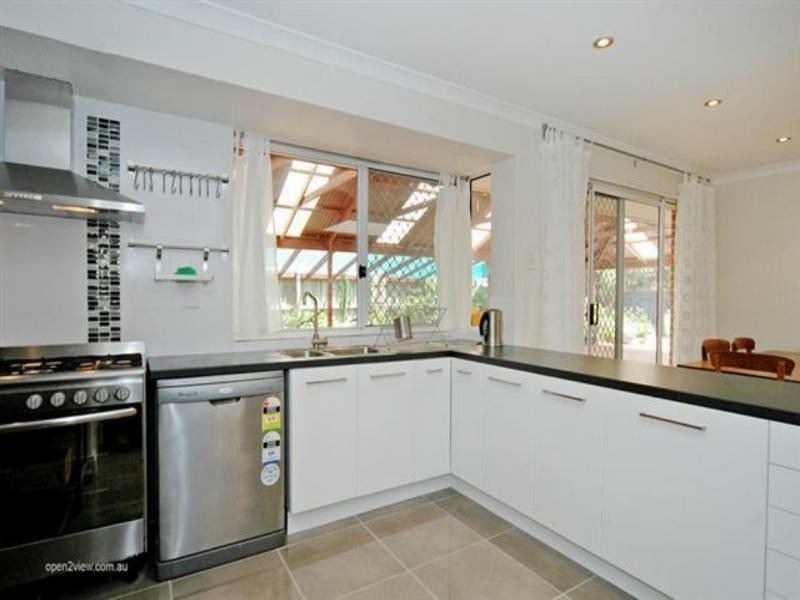 28 Rothesay Heights, Mindarie WA 6030