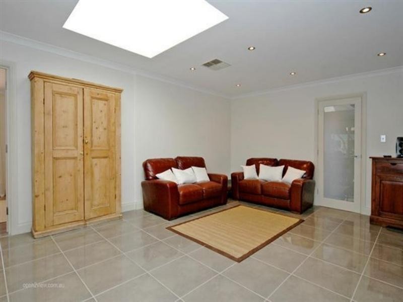 28 Rothesay Heights, Mindarie WA 6030