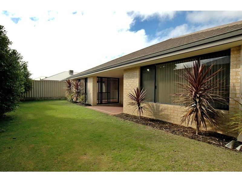 5 Irma Way, Butler WA 6036